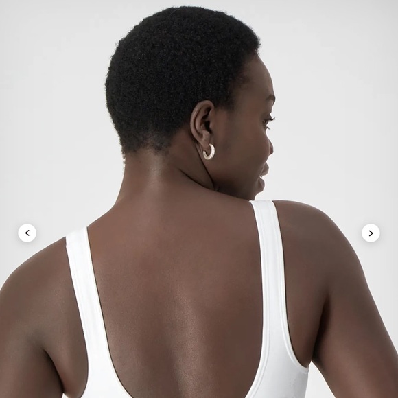 Bali White Comfort Bra. Cool Comfort Fabric. NWT - Picture 2 of 8